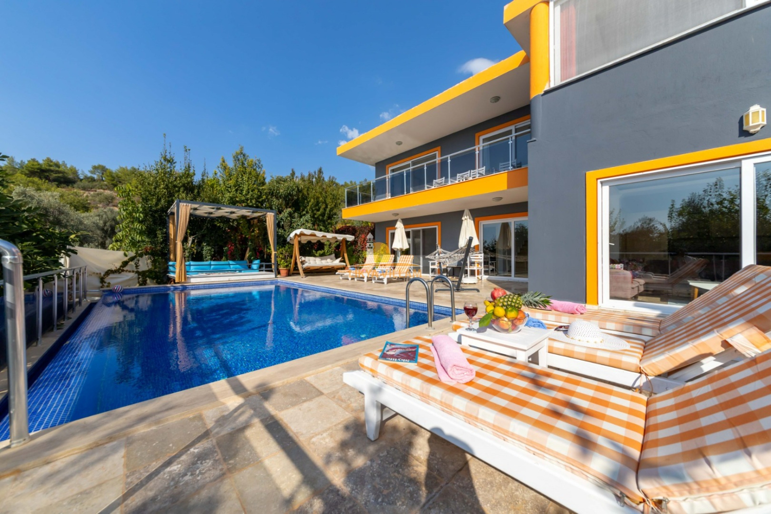 Villa Sultan - 6 Kişilik, Muhafazakar Tatil Villası | Likyavillam